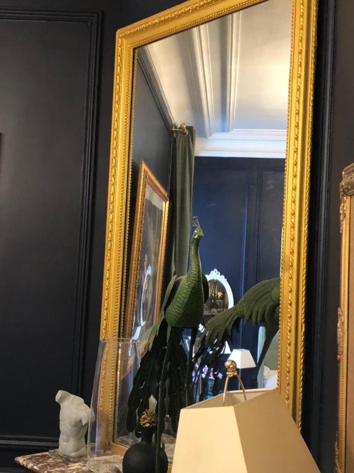 Room B - Louvre Museum パリ エクステリア 写真